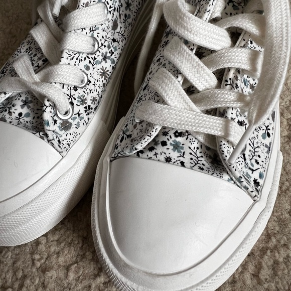 NWOT Primark High Top Sneakers - Picture 4 of 8